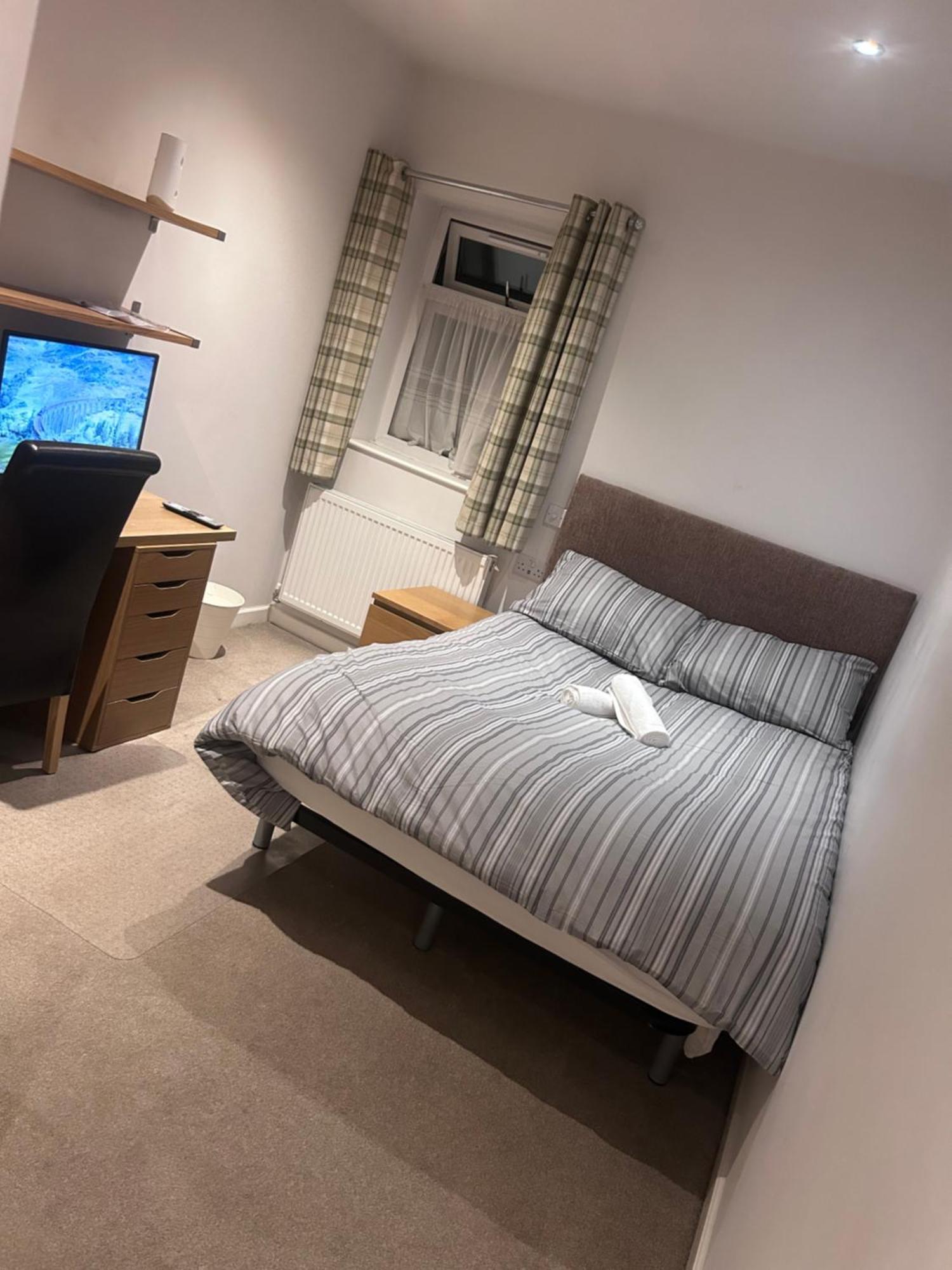 Seaford Guest House Xxx Stoke-on-Trent 외부 사진