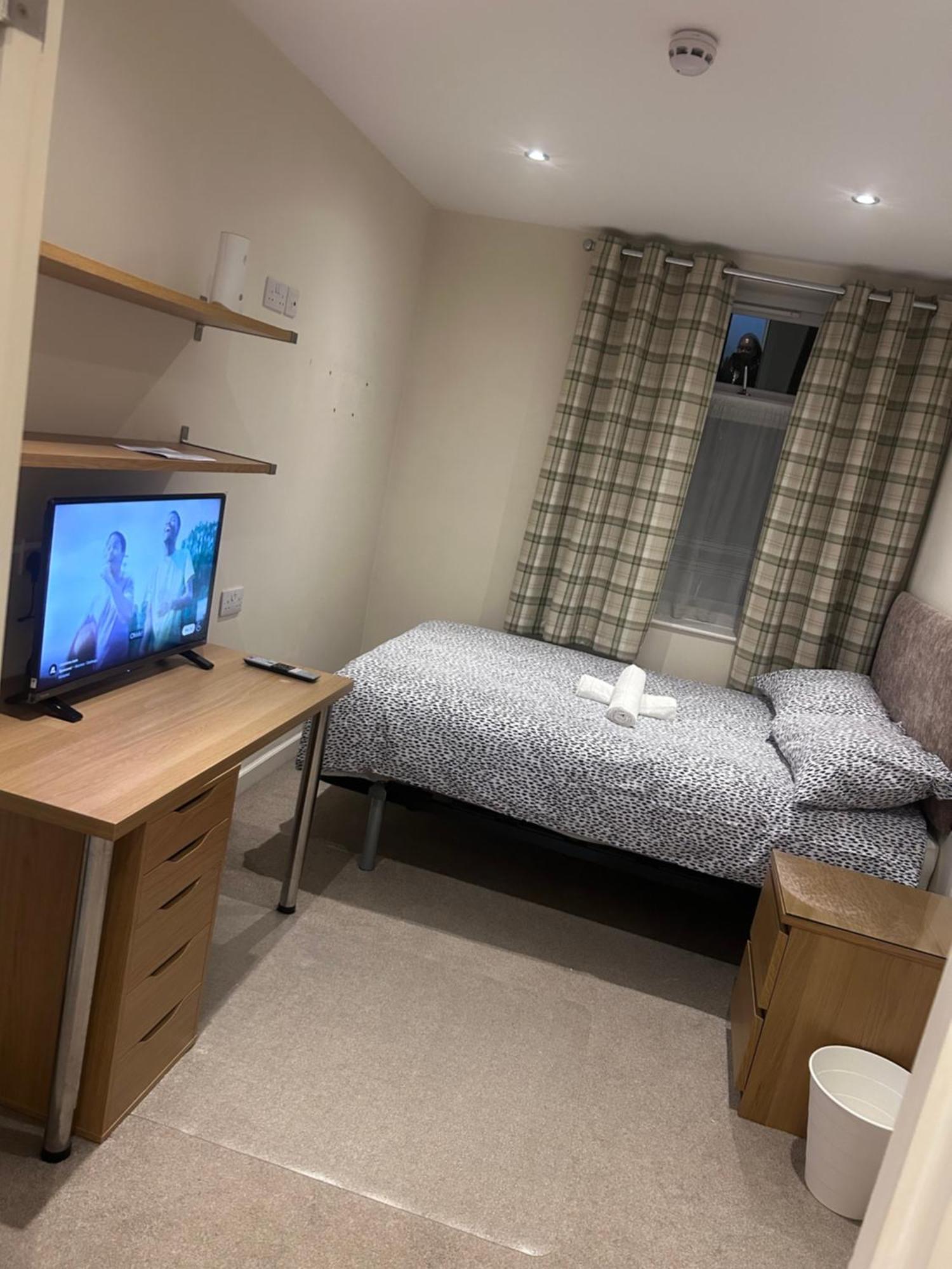 Seaford Guest House Xxx Stoke-on-Trent 외부 사진