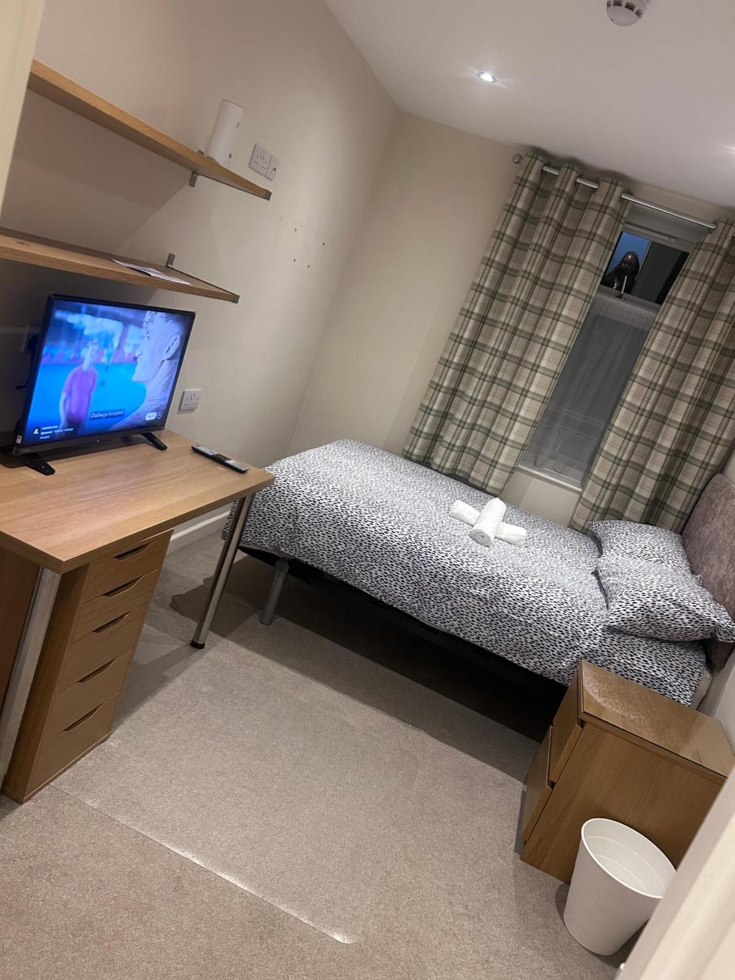 Seaford Guest House Xxx Stoke-on-Trent 외부 사진